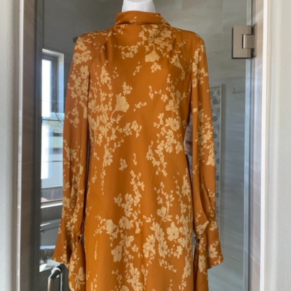 Beautiful golden dress